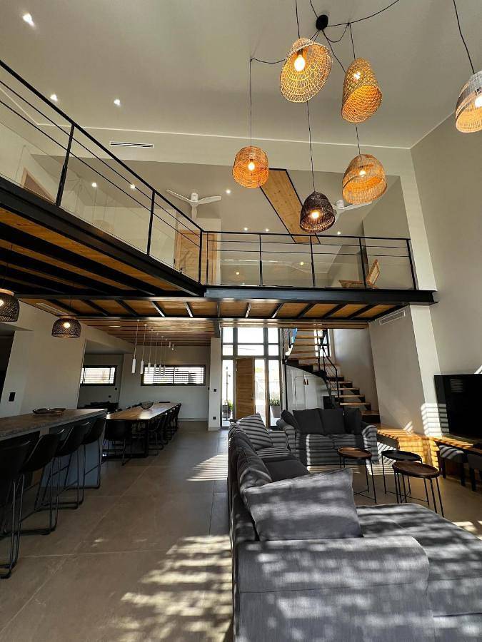 Location de vacances pour 15 personnes, avec jardin ainsi que piscine et jacuzzi à Magalas - 3