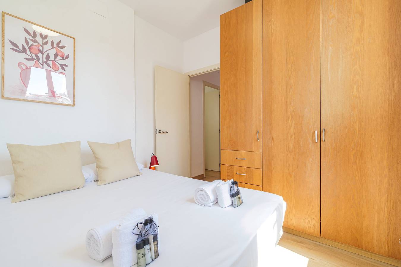 Ganze Wohnung, Ferienwohnung für 4 Personen mit Balkon in Barcelona Zentrum, Barcelona