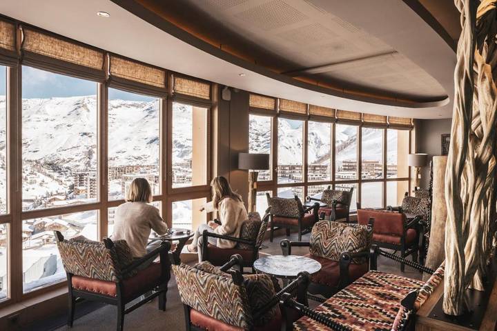 Hôtel pour 6 personnes, avec piscine et sauna, animaux acceptés