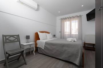 Ferienwohnung für 3 Personen, mit Ausblick und Balkon in Nazaré