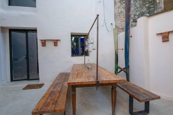 Holiday apartment for 6 people, with garden and terrace as well as pool - 1