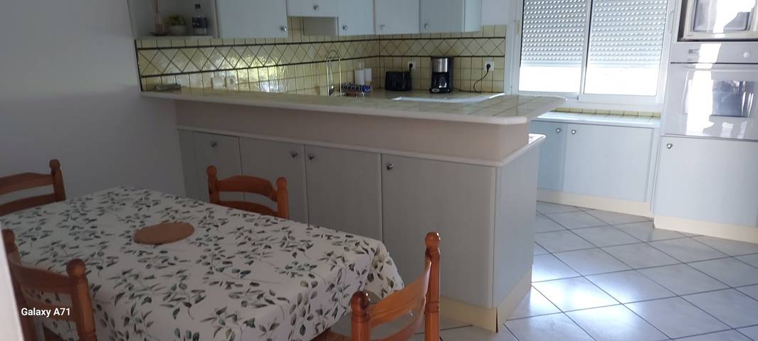 Gîte pour 8 personnes, avec jardin à Arces - 2