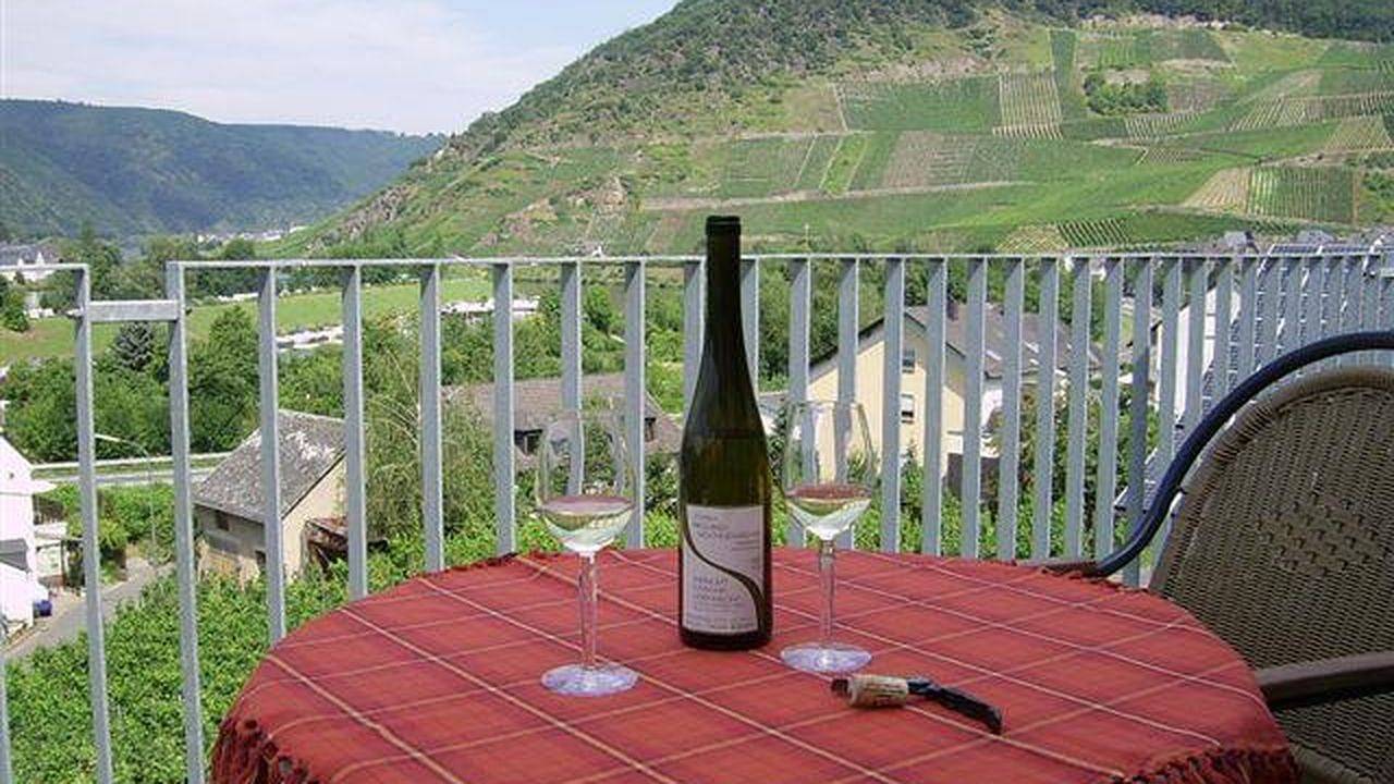 Geheel vakantieappartement, Vakantieappartement voor 3 personen met balkon in Senheim, Cochem-Zell
