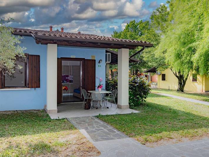 Bungalow für 4 Personen, mit Kinderpool in der Lombardei