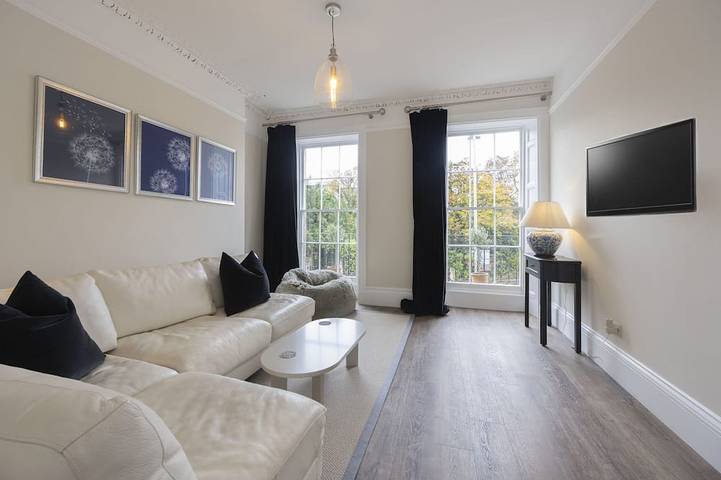 Apartment for 2 people in Cheltenham