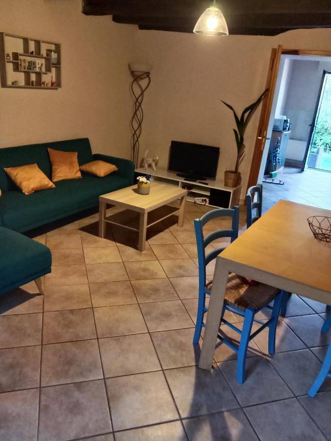 Location de vacances pour 4 personnes, avec jardin à La Chapelle-sur-Erdre