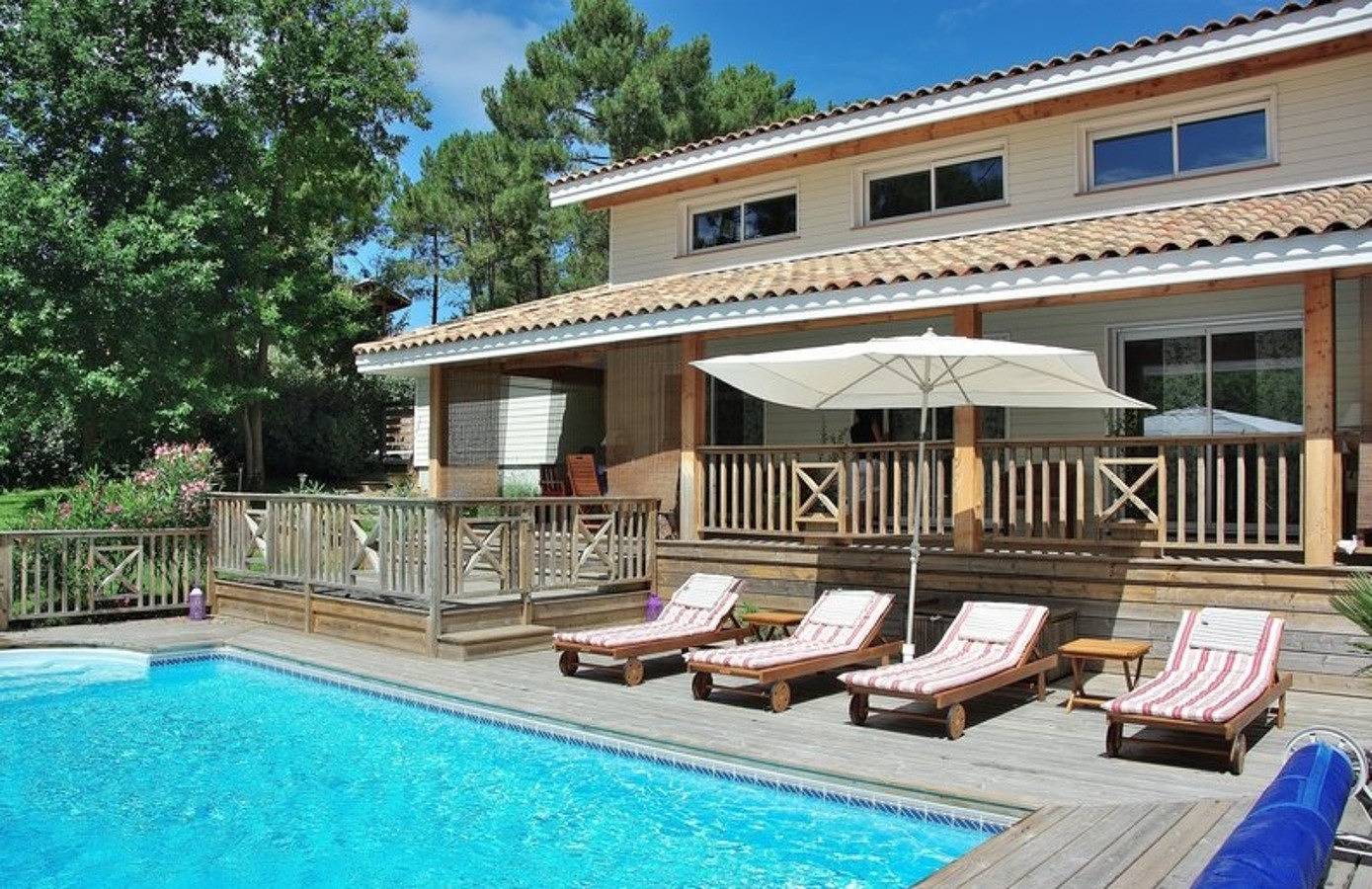 Villa pour 6 personnes avec terrasse in Biscarrosse, Côte d’Argent