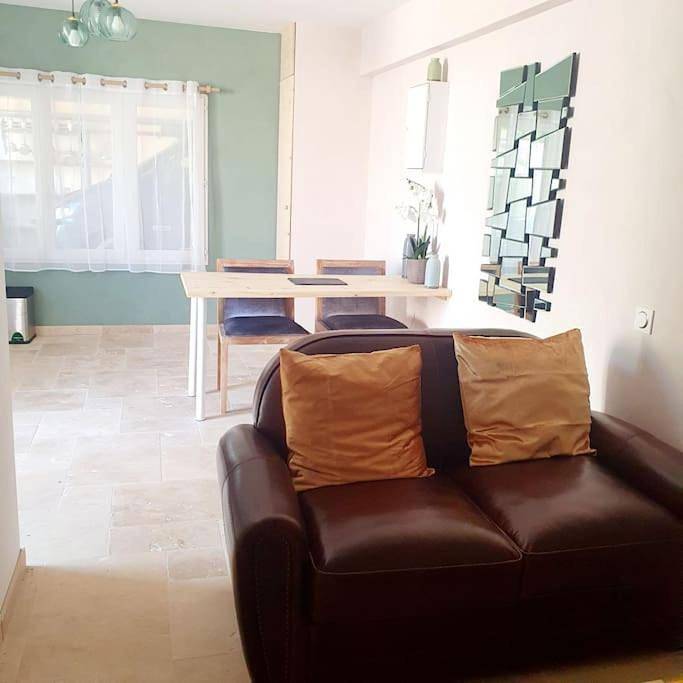 Gîte pour 2 personnes, avec terrasse à Sabran - 3