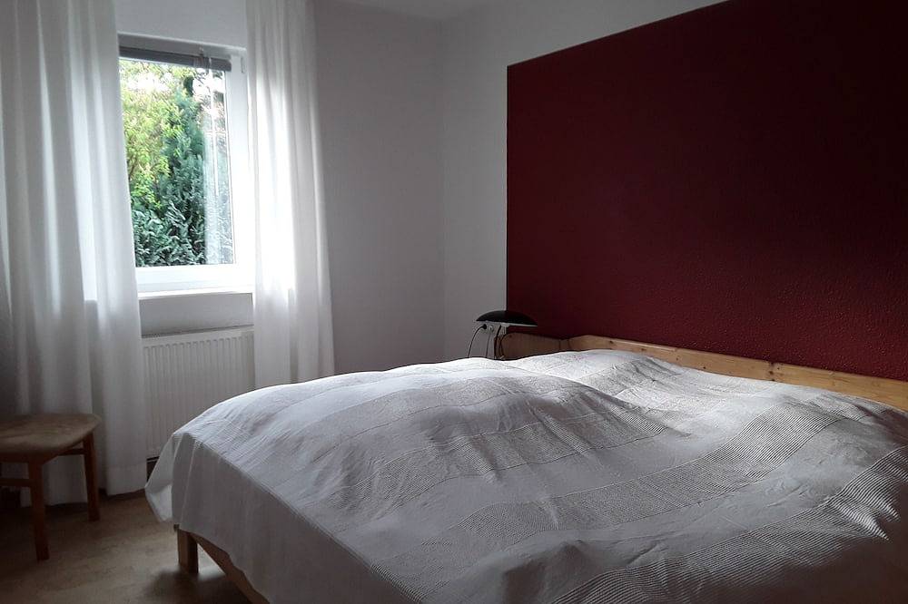 Ganze Wohnung, Zuhause auf Zeit am Rand der Documenta-Stadt Kassel in Lohfelden, Hessisches Bergland