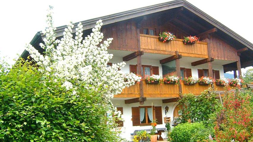 Ferienwohnung für 2 Personen, mit Balkon, kinderfreundlich in Inzell
