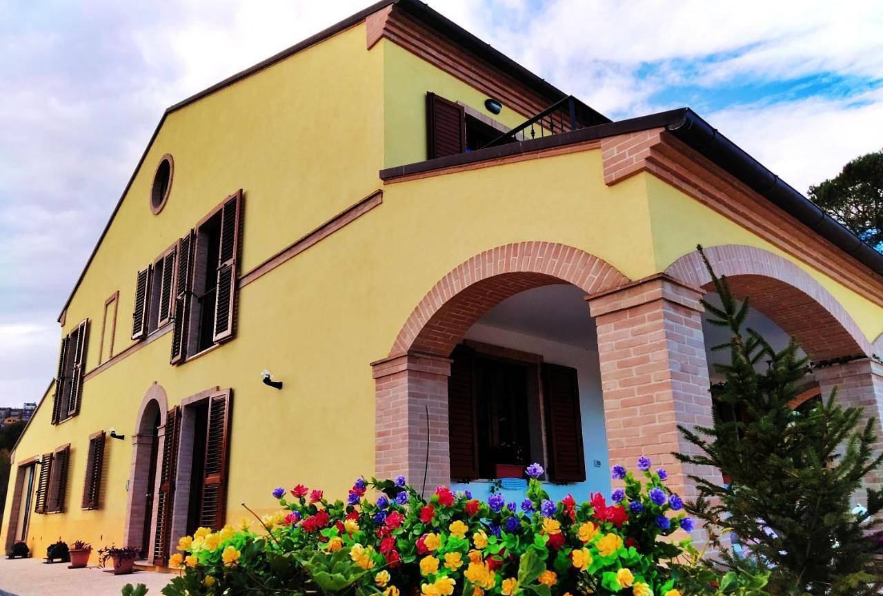 Il Villaggio Delle Fate in Macerata, Provincia di Macerata