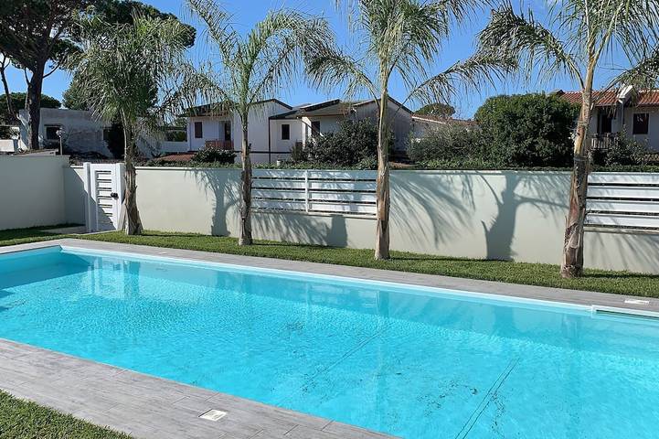 Villa pour 8 personnes, avec terrasse et jardin - 1