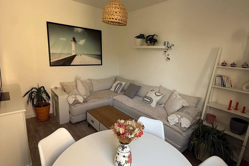 Ganze Wohnung, Spacious 3-room apartment for 5 people, near Paris and its surroundings in Asnières-sur-Seine, Hauts-de-Seine