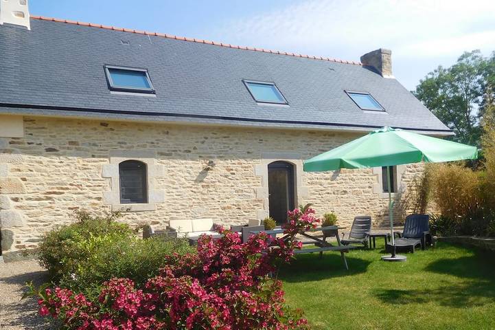 Maison de vacances pour 6 personnes, avec piscine et jardin à Plonéour-Lanvern
