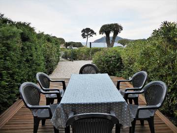 Gîte pour 4 personnes, avec piscine et jardin dans Agay