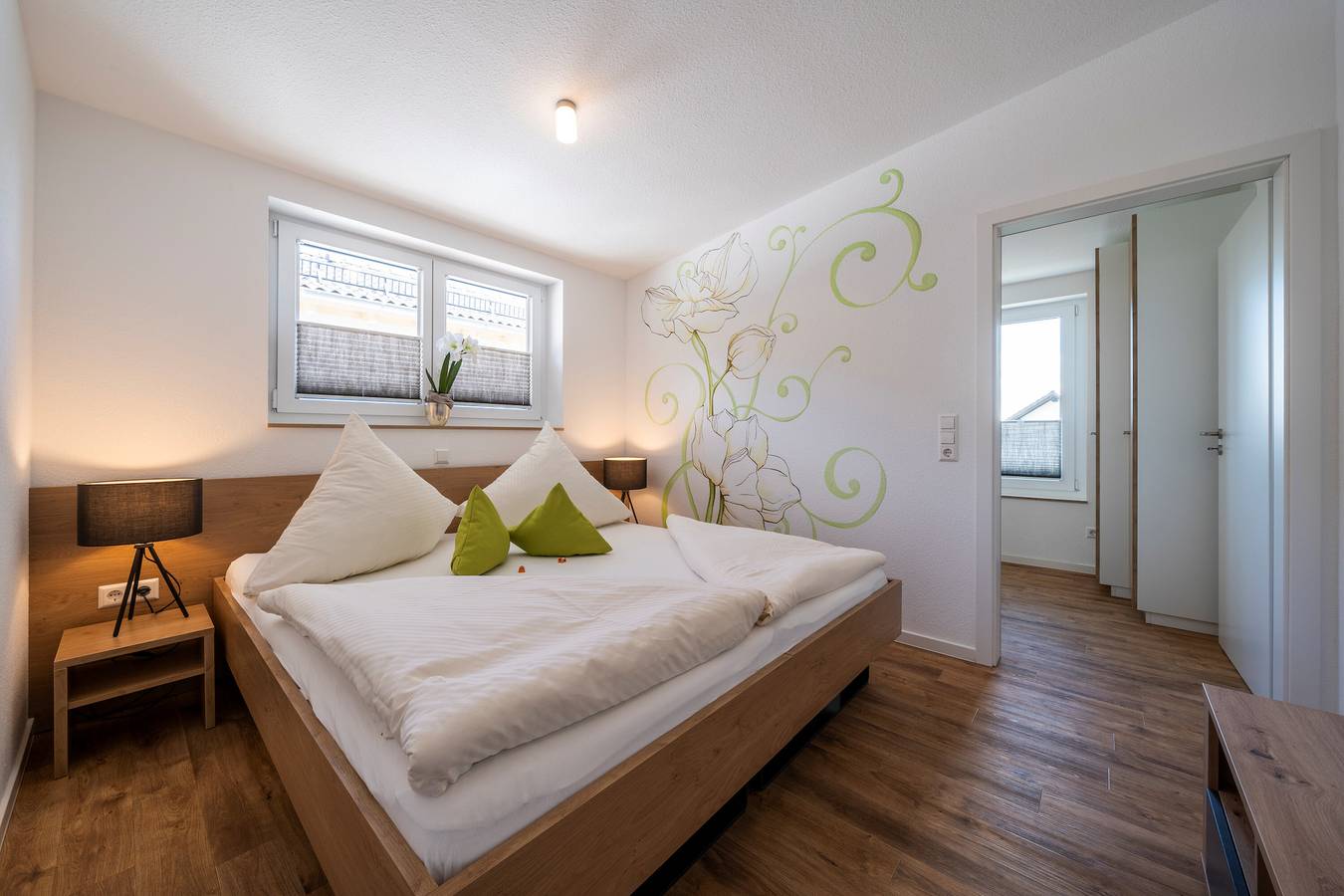 Ganze Wohnung, Ferienwohnung '303' mit Gemeinschaftsgarten, Wi-Fi und Klimaanlage in Hagnau am Bodensee, Region Bodensee-Oberschwaben