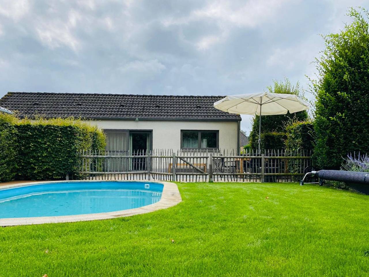 Villa für 8 Personen mit Terrasse in Zonhoven, Hasselt und Umgebung