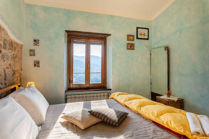 Geheel appartement, Appartement "Il Belvedere sulla Valle House" met bergzicht, wifi en terras in Pescia, Provincie Pistoia