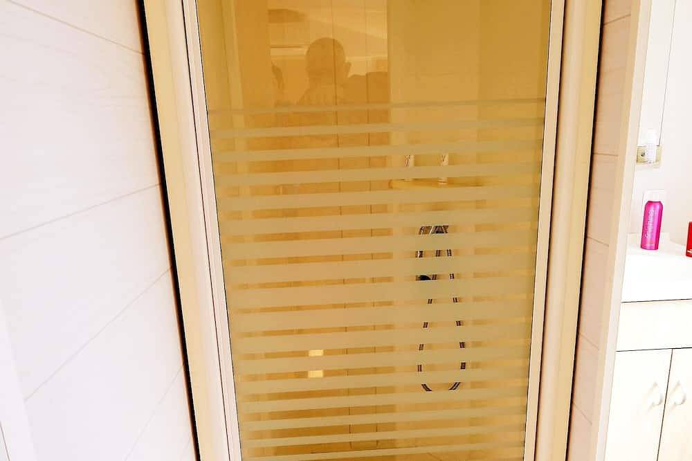 Casa Movil acondicionado, Pequeño precio y cerca de cualquier actividad! familia que acampa in Sigean, Côte d'Améthyste