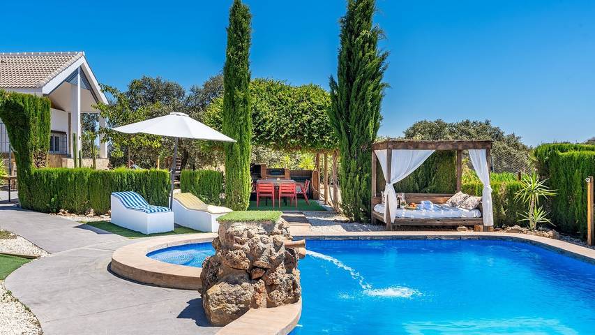 Location de vacances pour 10 personnes, avec piscine à Loja - 4