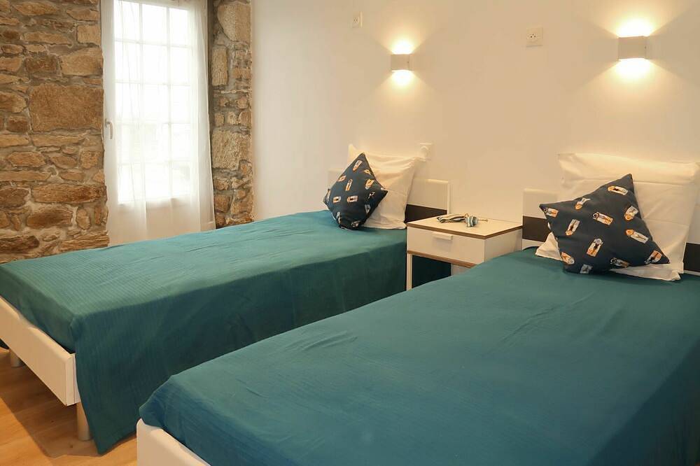 Beautiful apartment in villa for 4 people with Wifi in Plozévet, Côte de Cornouaille