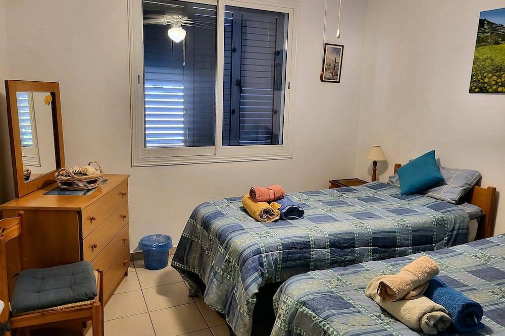 Entire apartment, Award-winning 3-bed apartment near beach and all facilities in Paphos, South Cyprus