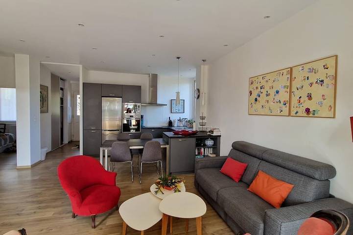 Location de vacances pour 6 personnes, avec jardin à Sanary-sur-Mer