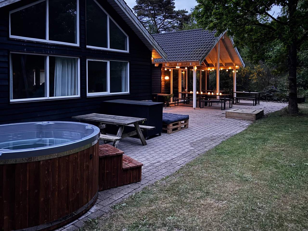 Luxe zwembadresort in Henne in Henne, Meer Filsø