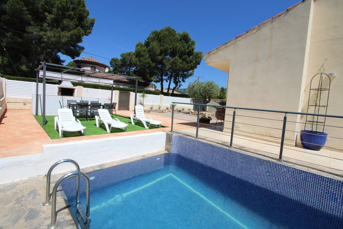 Casa Pol,Ideal house for your holidays near the sea, free wifi, optional air conditioning, private pool, pets allowed, dog’s beach in Les Tres Cales, Terres de l'Ebre