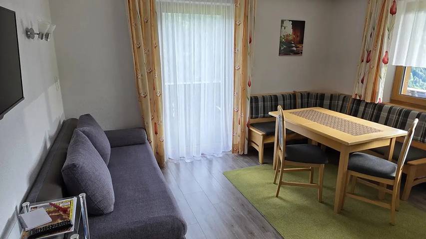 Hütte für 3 Personen, mit Sauna und Balkon in Kappl - 2