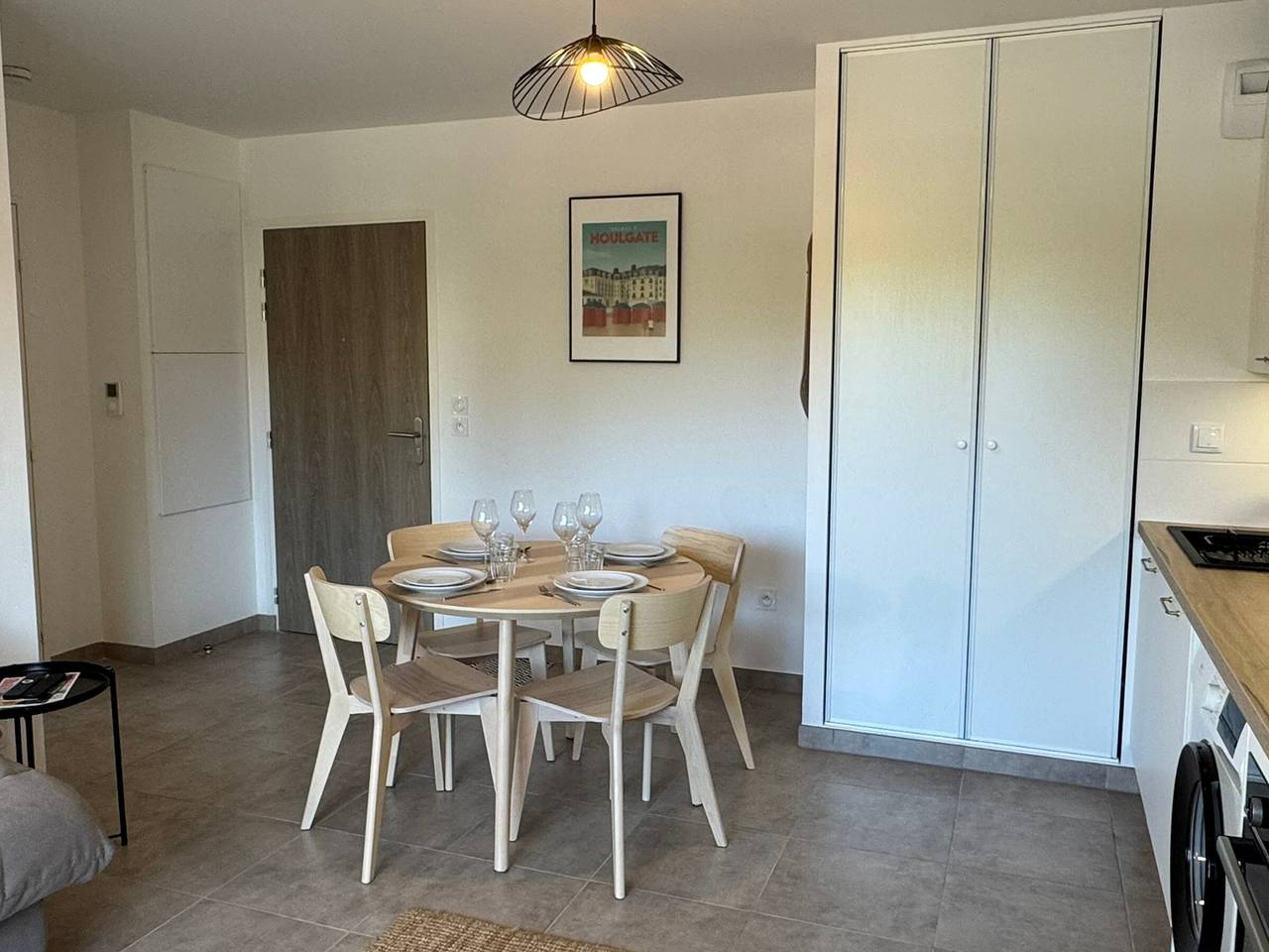 Ganze Wohnung, 2-Zimmer-Wohnung in Houlgate, strandnah, mit Balkon und Parkplatz in Saint-Sauveur-de-la-Mer, Lisieux und Umgebung