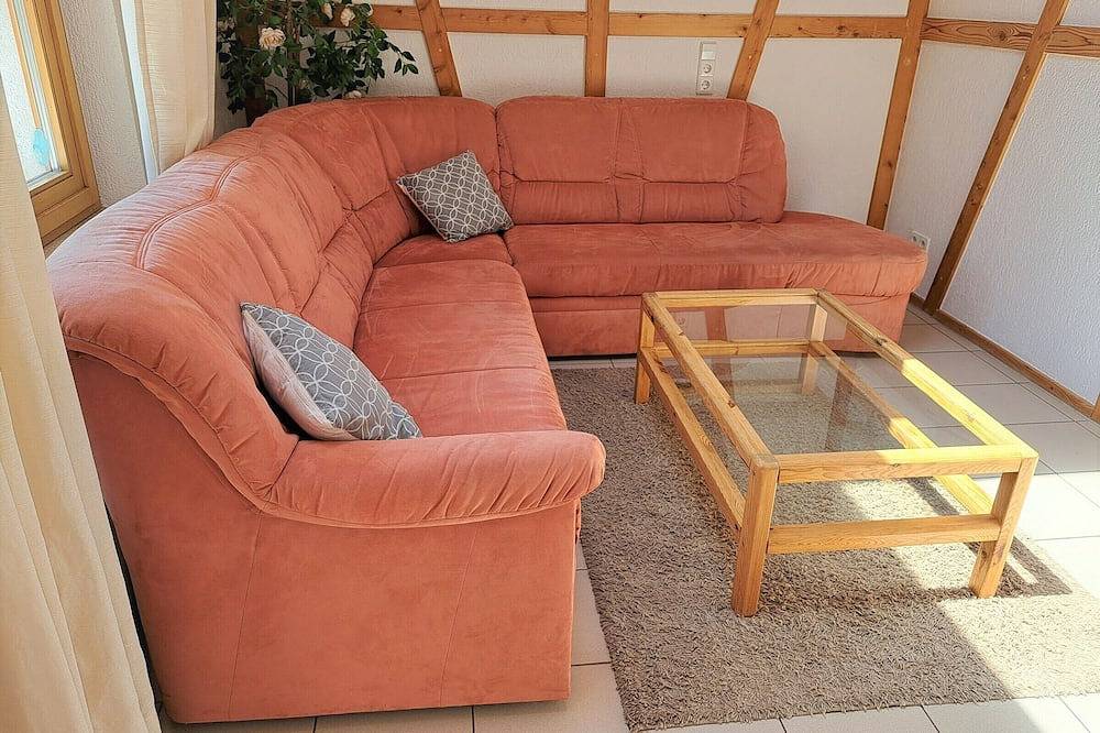 Ganze Wohnung, Ferienwohnungen Dürringer\n2-Zimmer-Wohnung Hegau, 70 qm, 6 km zum Bodensee in Owingen, Bodenseekreis