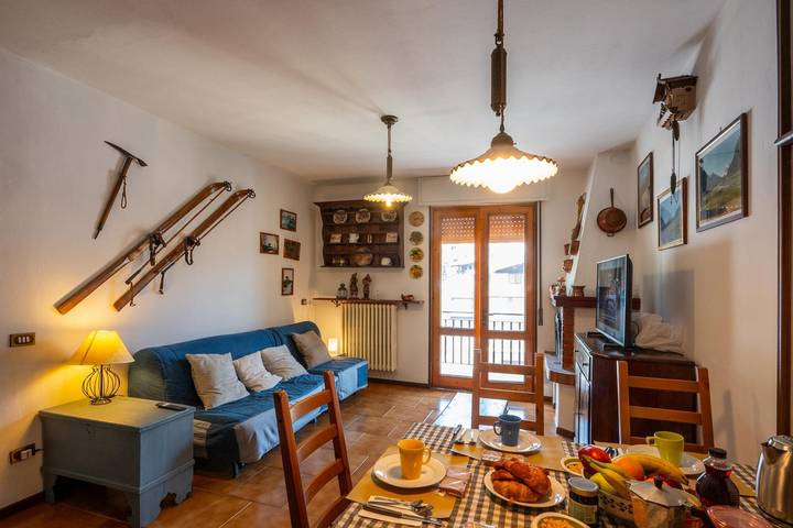 Appartamento per 5 persone, con balcone/terrazza a Borno