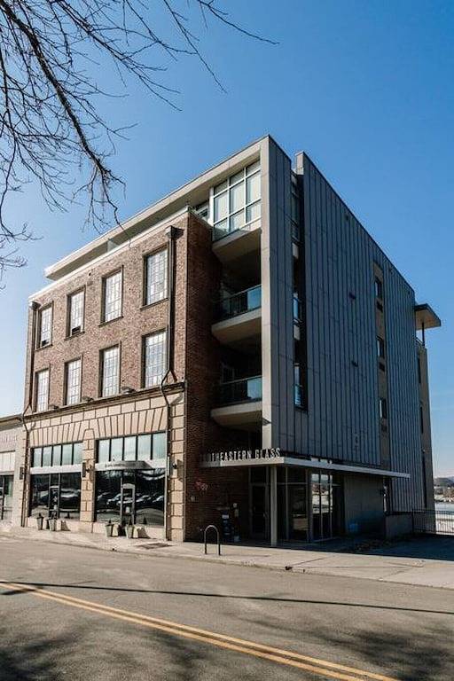 Ganze Wohnung, Glass Loft - Walk to Old City & Dt Knox in Knoxville, Knox County (TN)