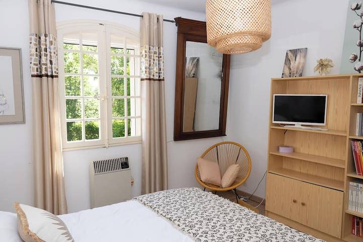 Location de vacances pour 6 personnes, avec terrasse et jardin à Cabrières-d'Avignon - 3