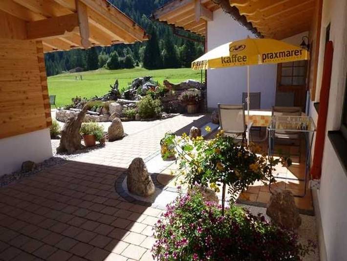 Almdorf Tirol - Chalet Ferienhaus 10 in Grän, Allgäuer Alpen (Österreich)
