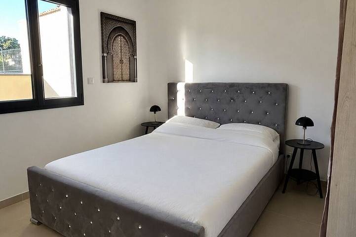 The new, private Villa Bern, just 10 minutes from Avignon🌻 in Sorgues, Vaucluse
