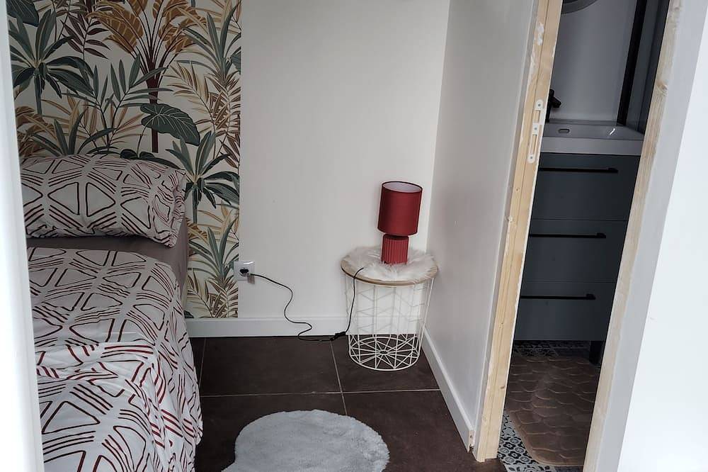 Entire apartment, 1 Bedroom Apartment in Vernon in Vernon (Normandy), Évreux region