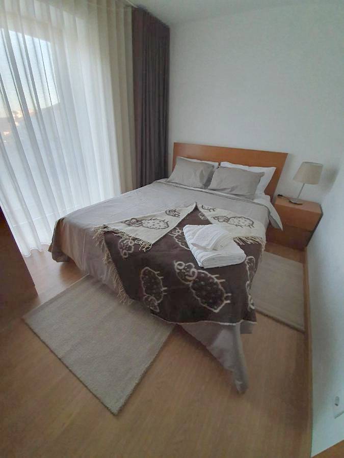 Apartamento de férias inteiro, Double Room with Balcony in U. F. Seia, São Romão e Lapa dos Dinheiros, Seia