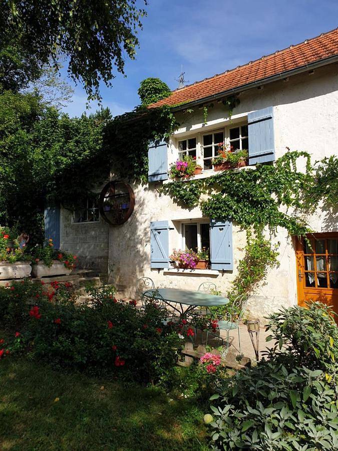 Location de vacances pour 15 personnes, avec terrasse et vue ainsi que jardin et piscine dans Saint-Augustin (Seine-et-Marne) - 4