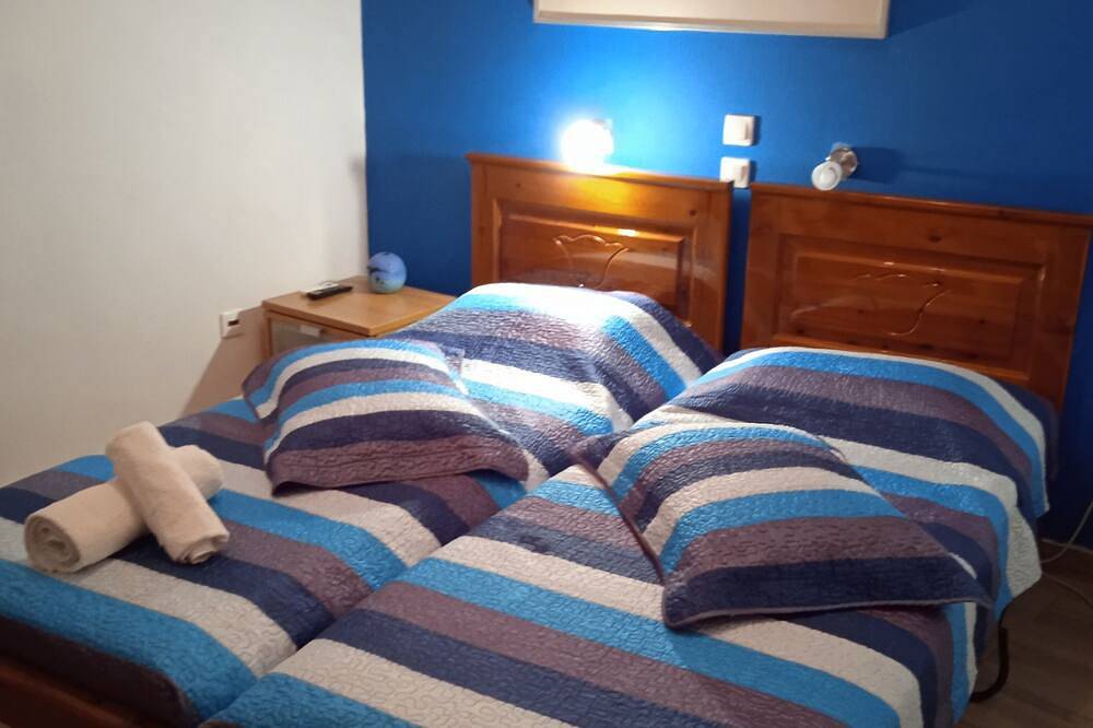 Ganze Wohnung, Alkistis Cozy By The Beach Apt auf der Insel Ikaria, Therma Erdgeschoss in Ikaria