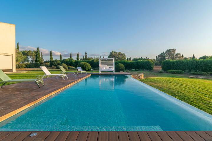 Sa Garriga Den Garau - Modern villa with wonderful views and private pool. Free Wifi. in Ariany, Majorca Center