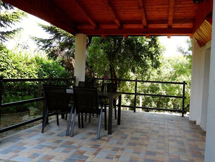 Ferienhaus für 6 Personen, mit Balkon und Terrasse sowie Garten