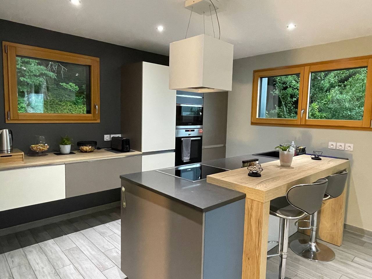 Ganze Wohnung, Das ruhige Les Grangettes mit Seeblick in Mouthe-Lac et Mont d’Or, Doubs