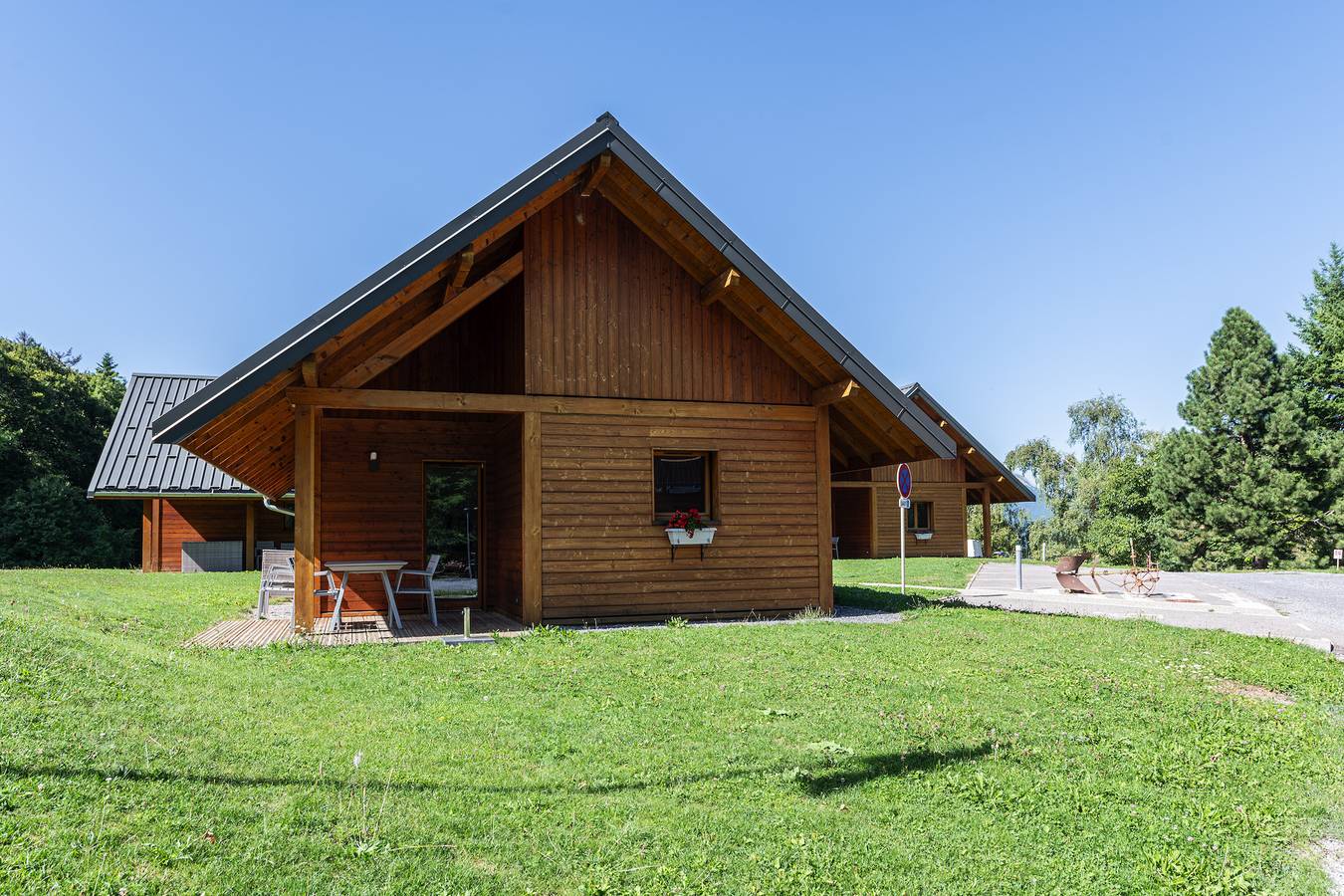 Chalet 'Belle Etoile - Val De Tamié' avec vue sur montagne, terrasse privée et Wi-Fi in Seythenex, Parc naturel régional du Massif des Bauges