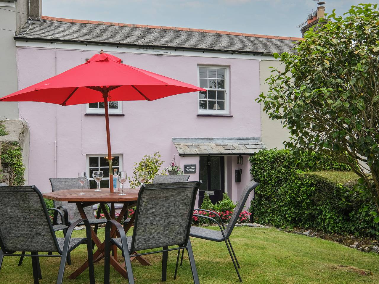 Lantern Cottage in Charlestown, Cornwall