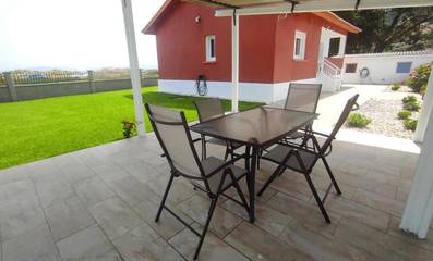 Gîte pour 6 personnes, avec jardin et vue, animaux acceptés à Cariño