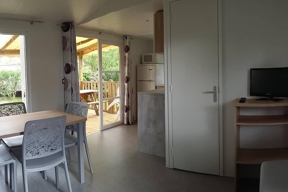 Air-conditioned mobile home near the ocean in Saint-Julien-en-Born, Côte d’Argent