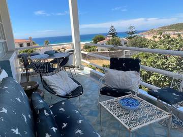 Villa pour 4 personnes, avec terrasse et vue, animaux acceptés à Tanger