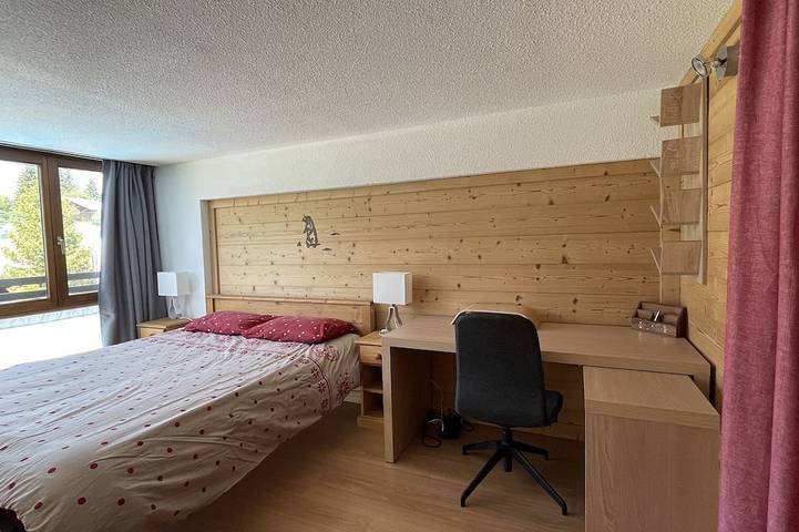 Gîte pour 12 personnes, avec piscine à Praz de Lys - 4